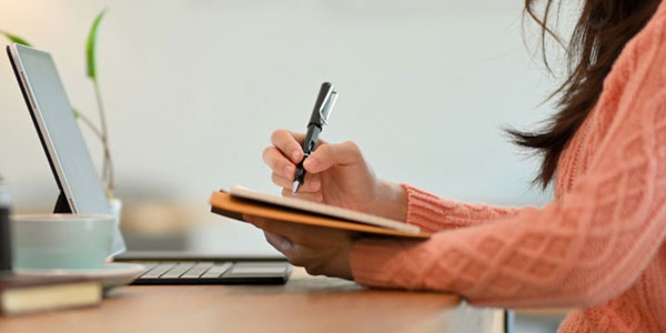 Human-Based Content Writing Services in Lucknow